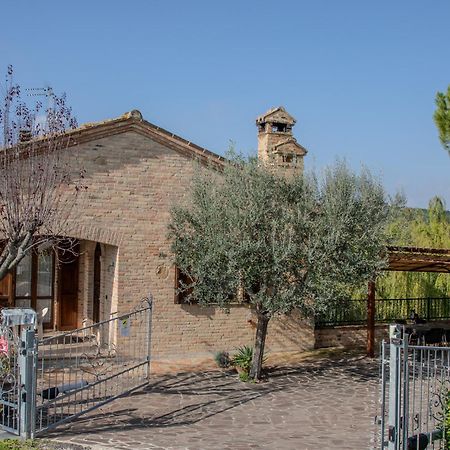 A Casa Di Lea Villa Mondavio ภายนอก รูปภาพ